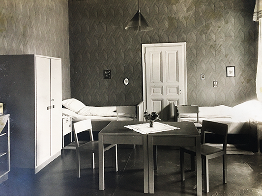 BIDL: Internatszimmer